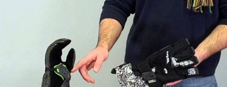 Ski and Snowboard Wrist Guards