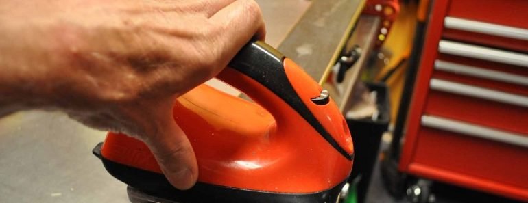 Ski and Snowboard Tuning Vises